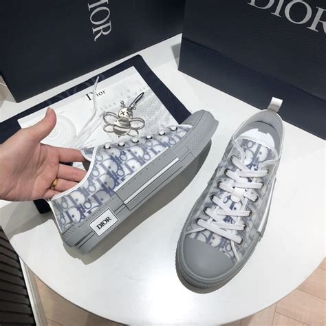 dior b23 fiyat|Dior b23 women.